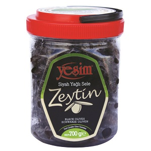 Yesim Siyah Yagli Sele Zeytin / Musta oliivi kivellinen 700g XS/2XS PET - Oliivisäilykkeet - 8426 - 1